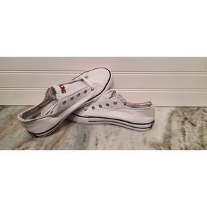 Snoopy Girls White Snoopy W/Hearts Tennis Shoes Size 4